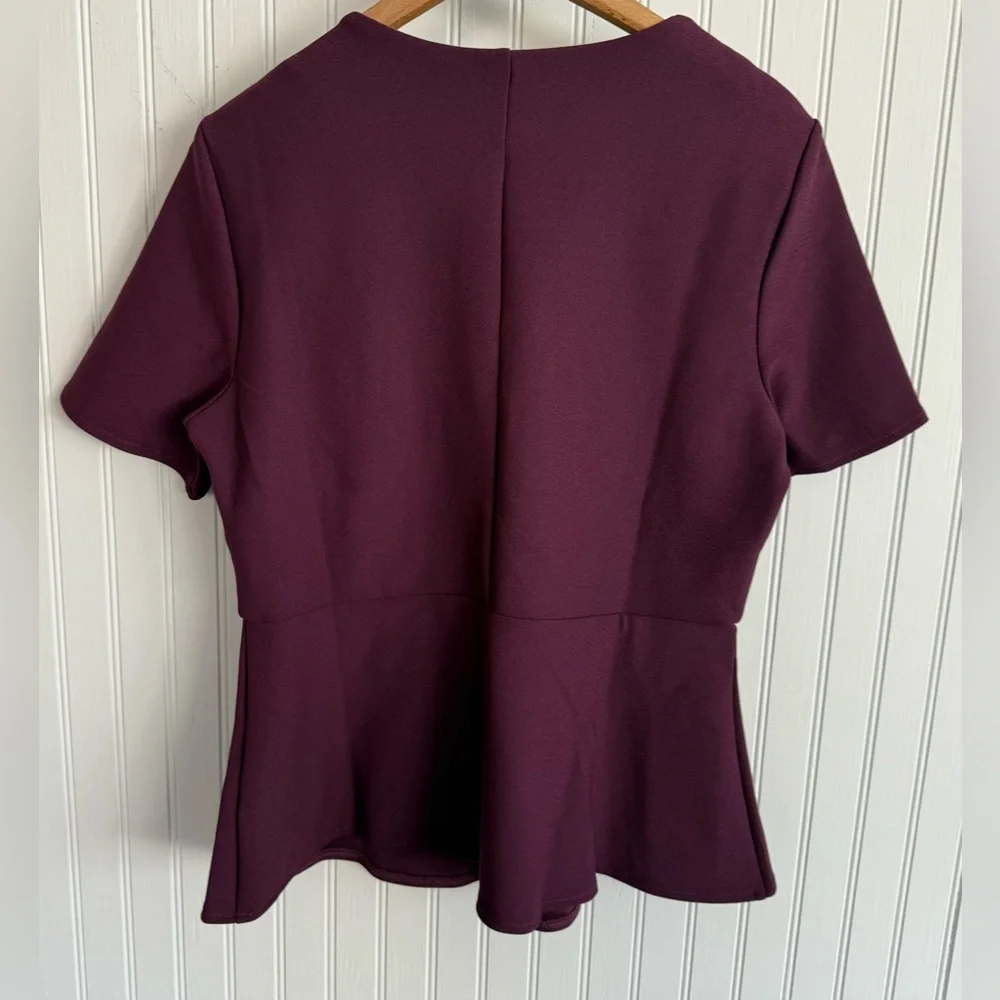 H&M Dark Purple Top Size M New - Picture 3 of 3